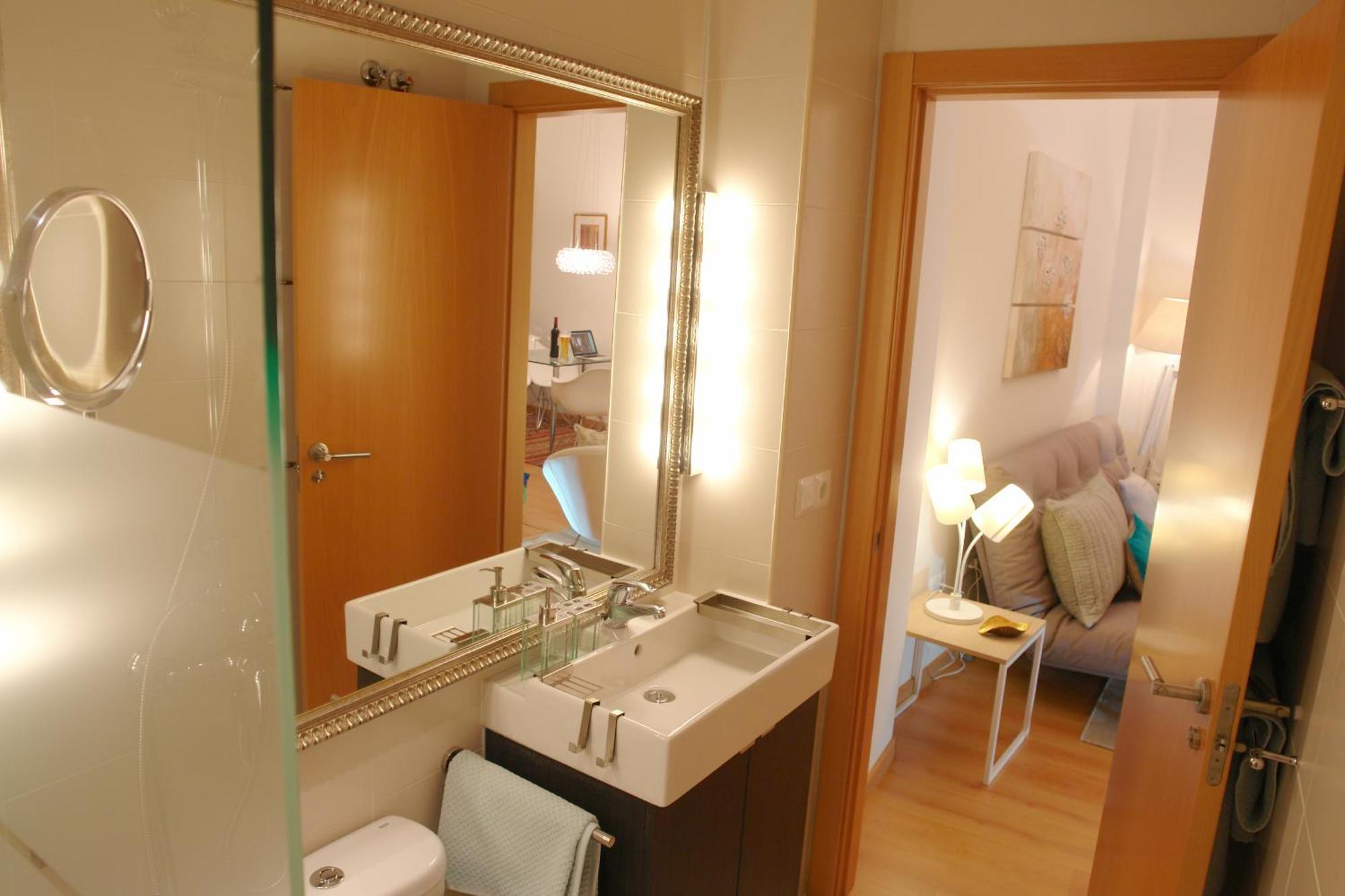 Moderno Y Centrico Apartamento 1 Dormitorio Malaga Luaran gambar